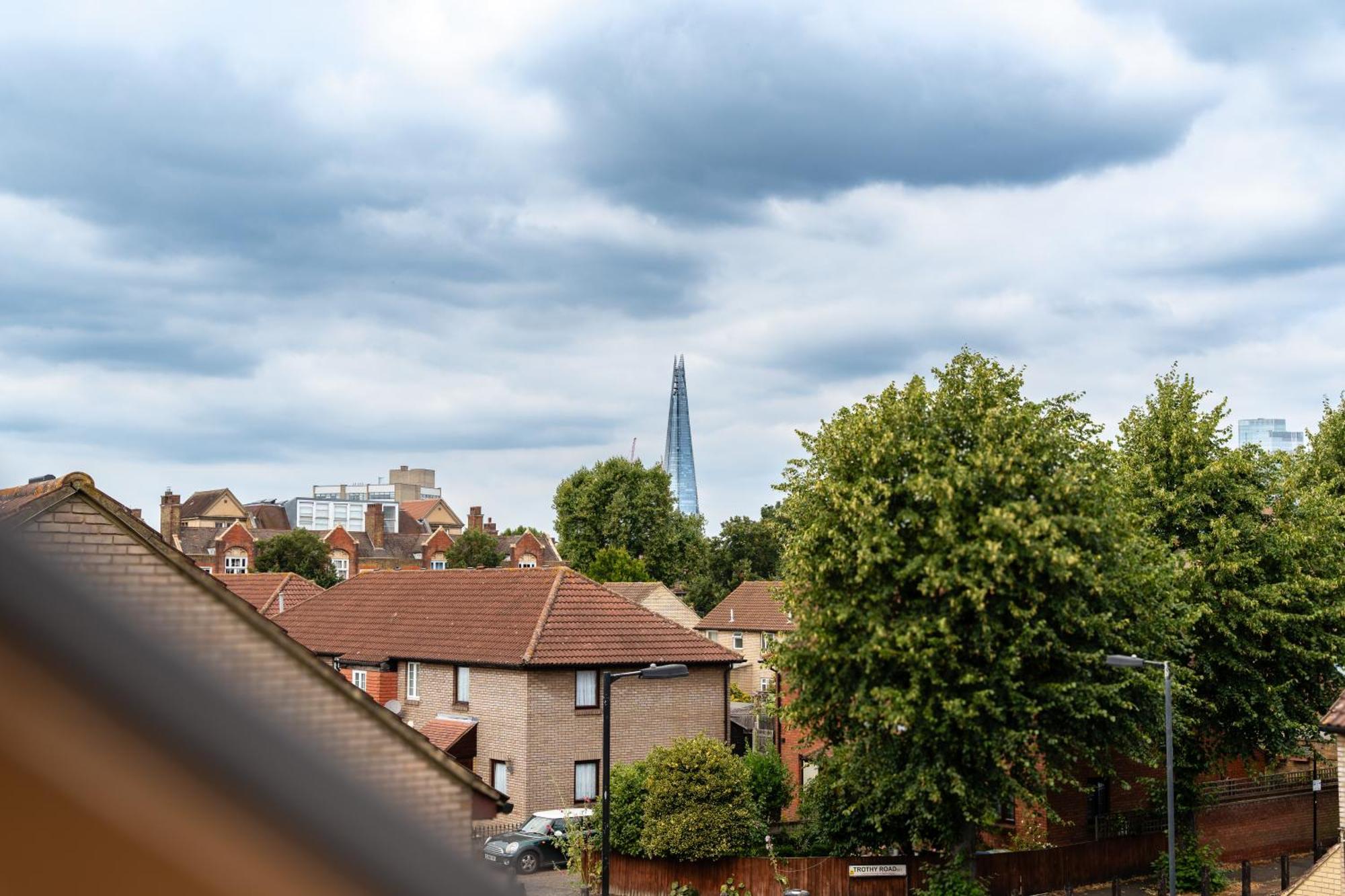 Shard View 3 Bed Entire Home 런던 외부 사진
