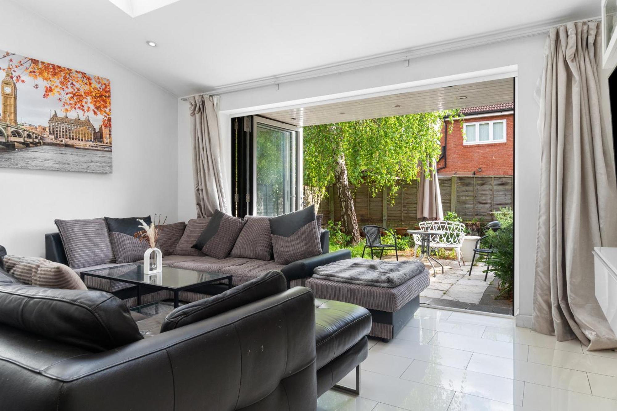 Shard View 3 Bed Entire Home 런던 외부 사진